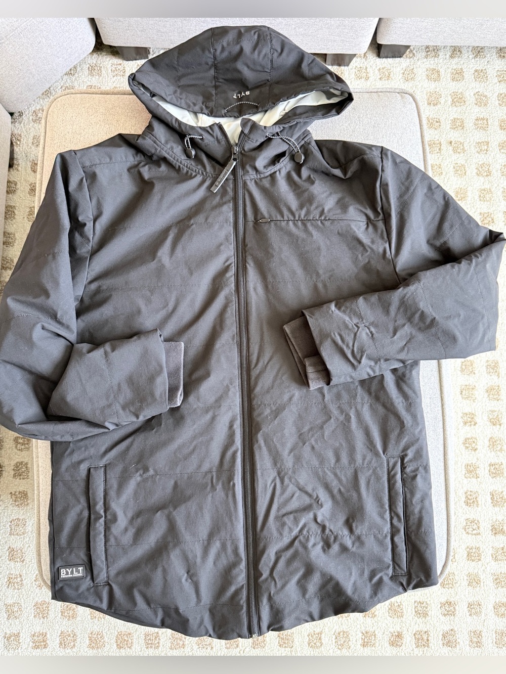 BYLT Drop-Cut Puffer Jacket Men XL Black Hooded Insulated Techwear Gorpcore Coat - Picture 4 of 16